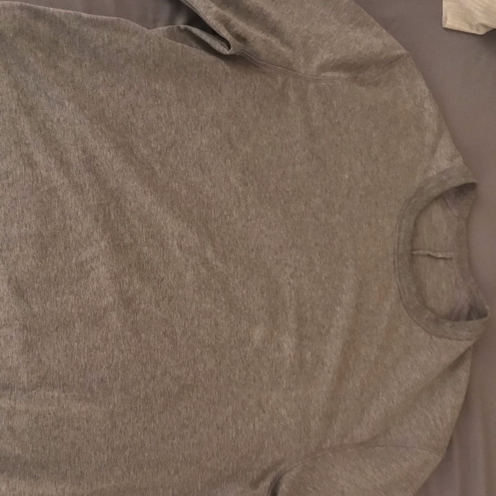 Men’s Lululemon Long Sleeve Medium Grey